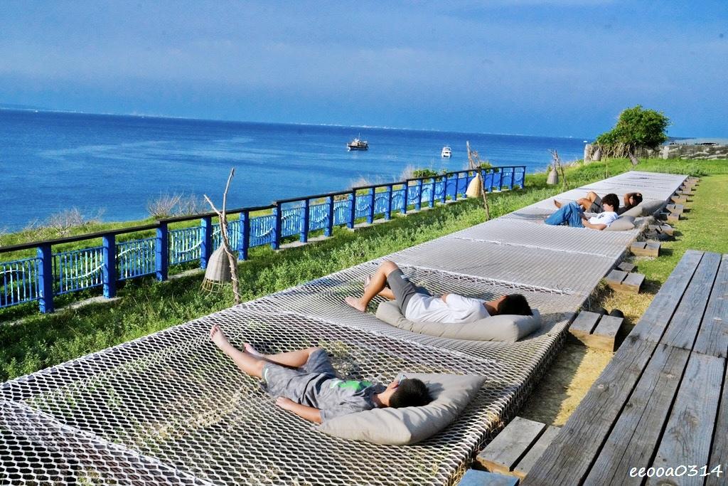 小琉球小山看海藝文園區｜躺網看海、夕陽與咖啡攻略